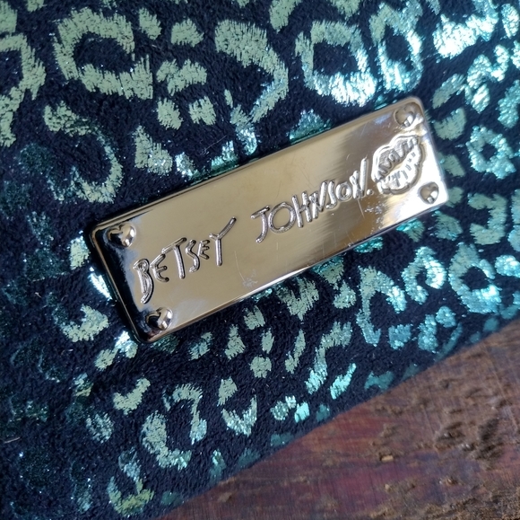 Betsey Johnson Green Teal Cheetah Clutch Handbag - Picture 6 of 6
